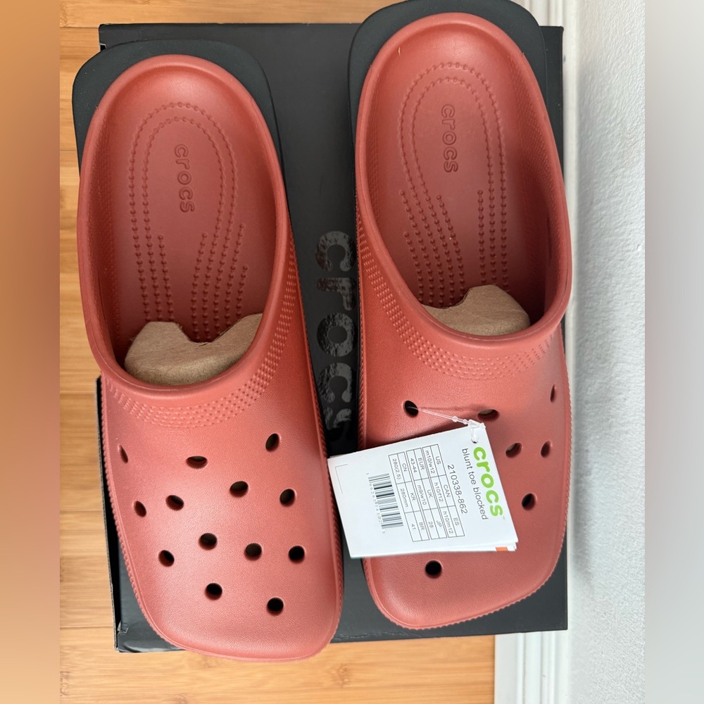 CROCS Unisex Slip-On Clogs